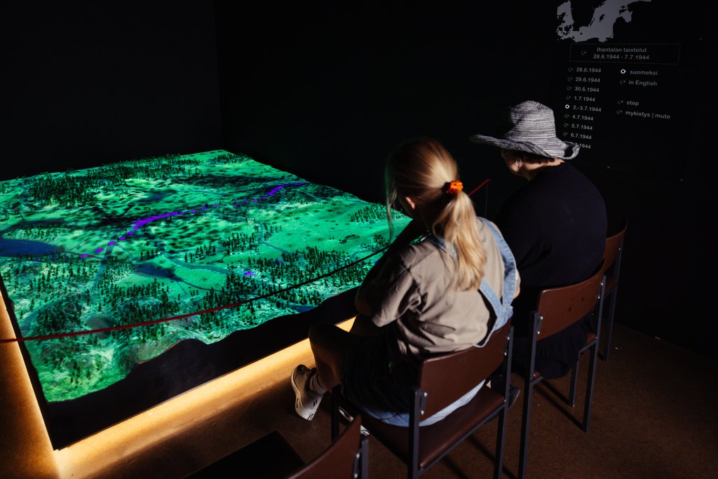 Taipuu, muttei taitu -näyttely Jalkaväkimuseossa